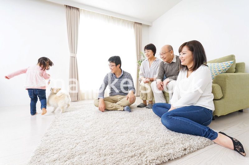 3世代の幸せなファミリー