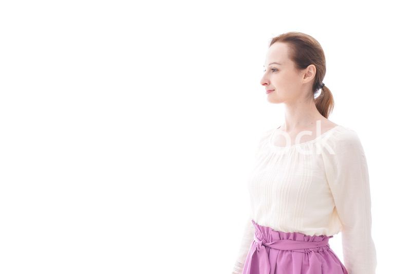 笑顔の若い女性ポートレート