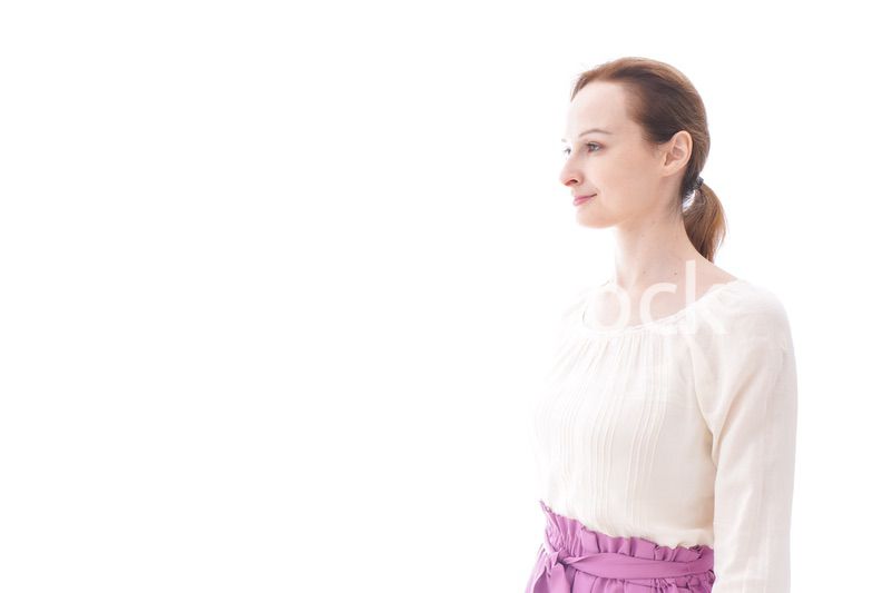 笑顔の若い女性ポートレート