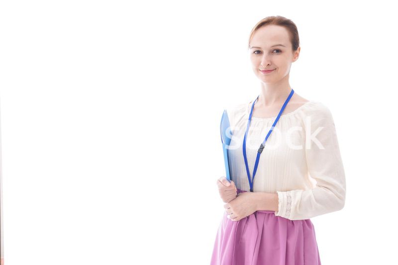 笑顔の若いビジネスウーマン