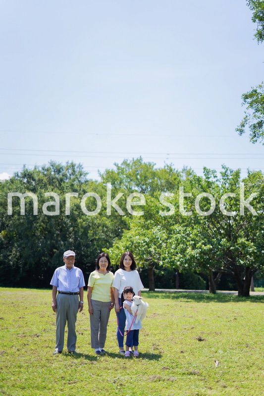 幸せなファミリー・家族イメージ