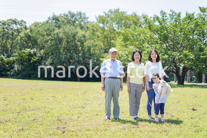 幸せなファミリー・家族イメージ