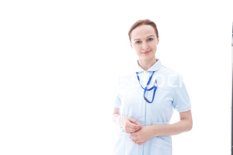 ナース服を着たヨーロッパ人の看護師