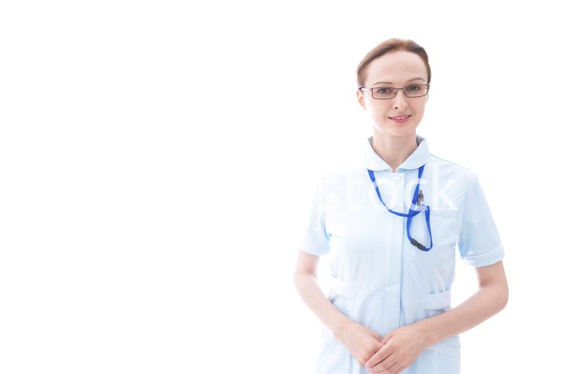 ナース服を着たヨーロッパ人の看護師