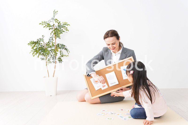 英会話レッスンを受ける子ども