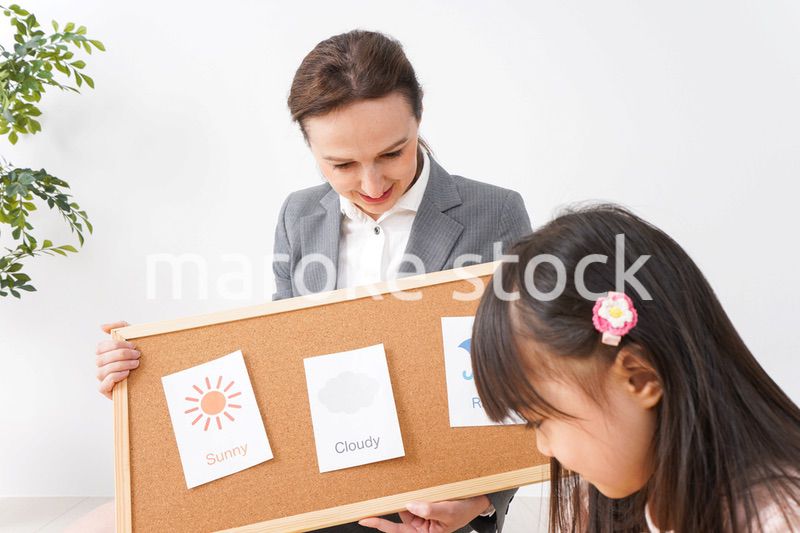 英会話レッスンを受ける子ども