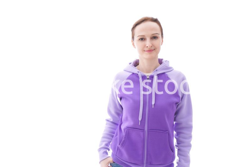パーカーを着た女性のポートレートイメージ