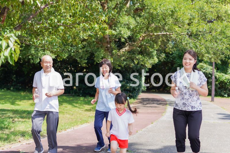 幸せなファミリー・家族イメージ
