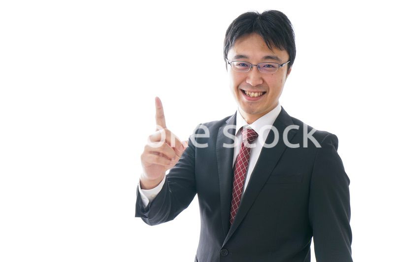 指をさすビジネスマン