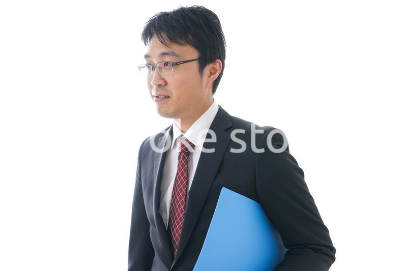 オフィスで働くビジネスマン