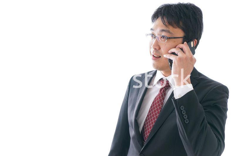 通話するビジネスマン