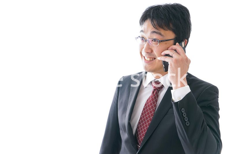 通話するビジネスマン