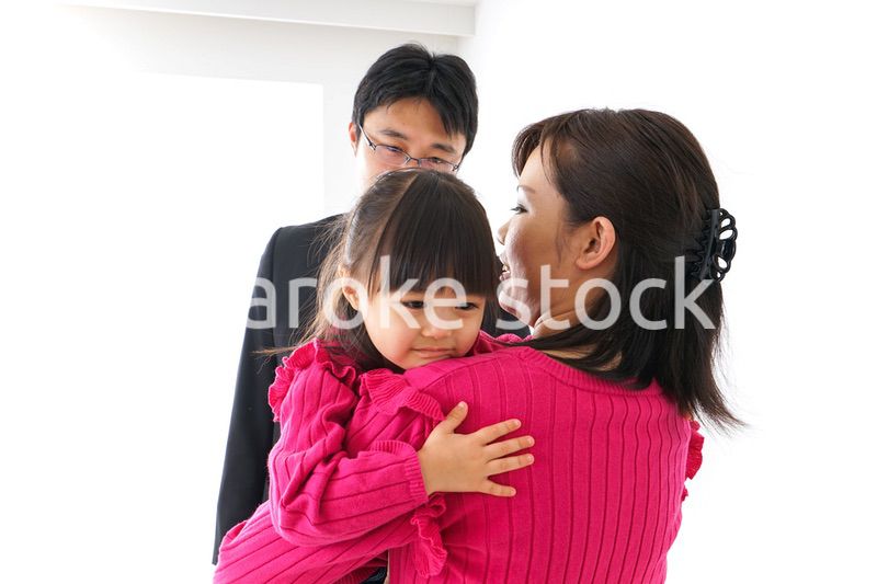 パパを見送る子ども・別れ