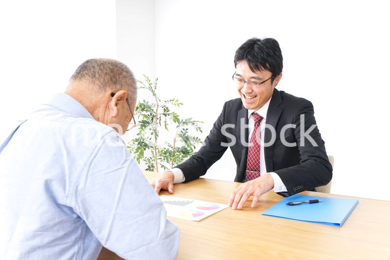 営業マンと高齢者