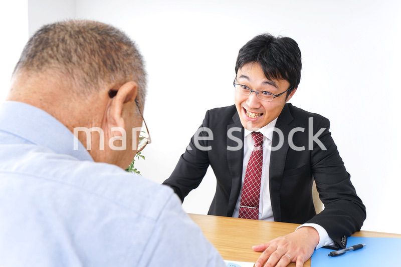 営業マンと高齢者