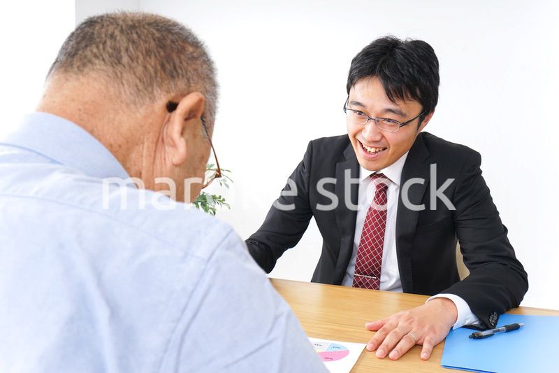 営業マンと高齢者