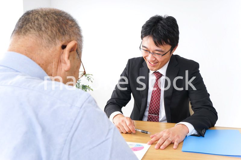 営業マンと高齢者