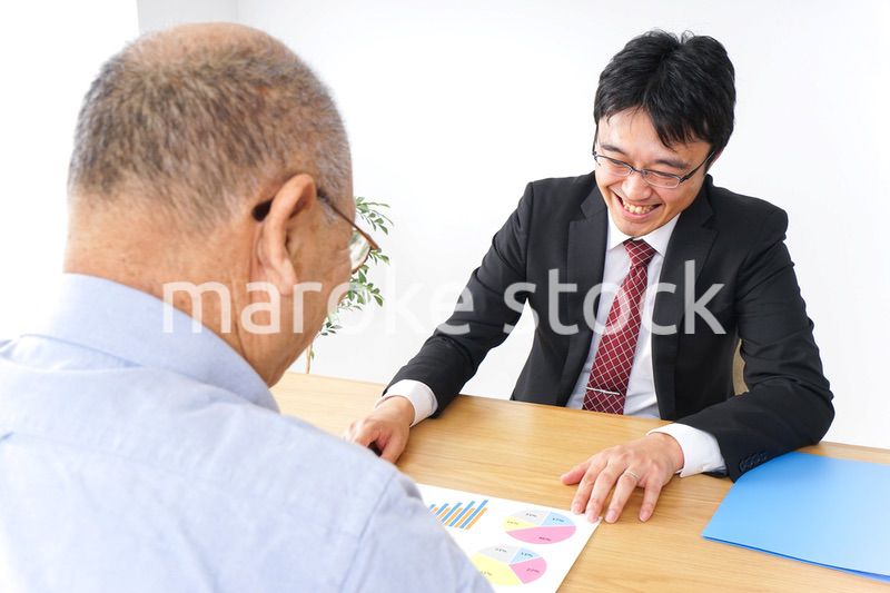 営業マンと高齢者