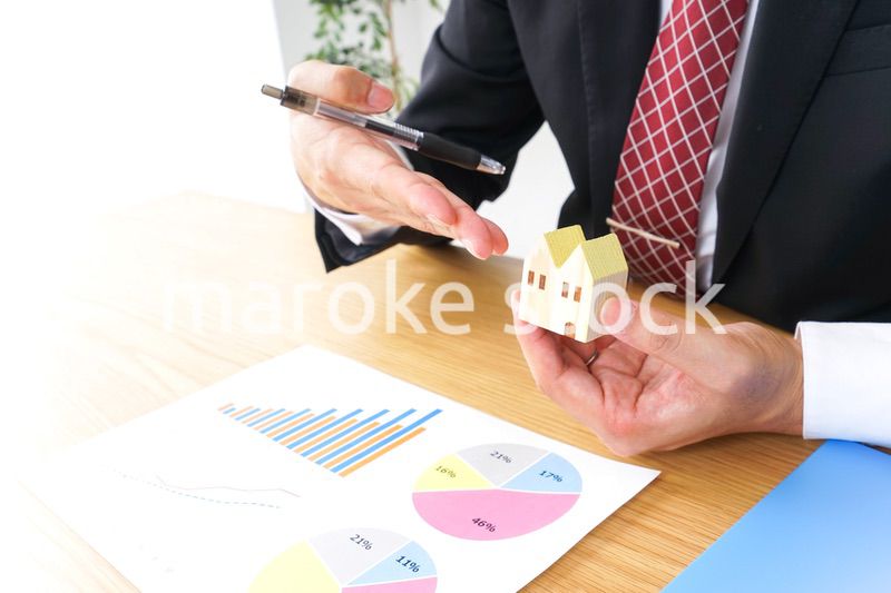 不動産営業のビジネスマン