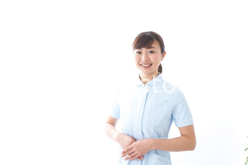 ご挨拶をする看護師