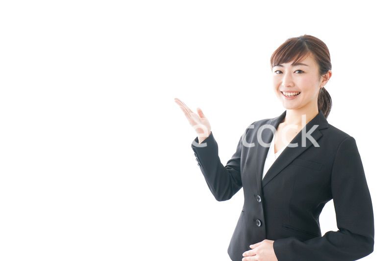 笑顔の若いビジネスウーマン