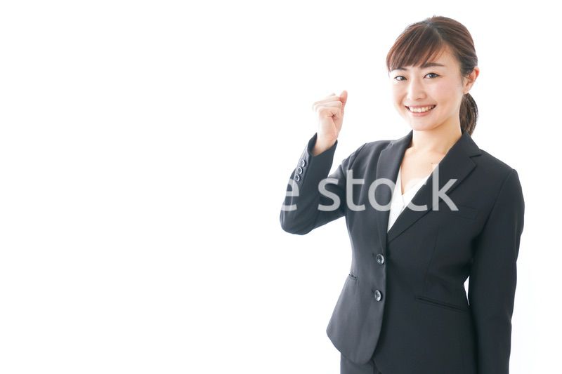 笑顔の若いビジネスウーマン