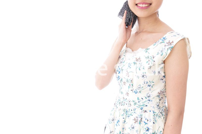 猛暑・汗をかく女性