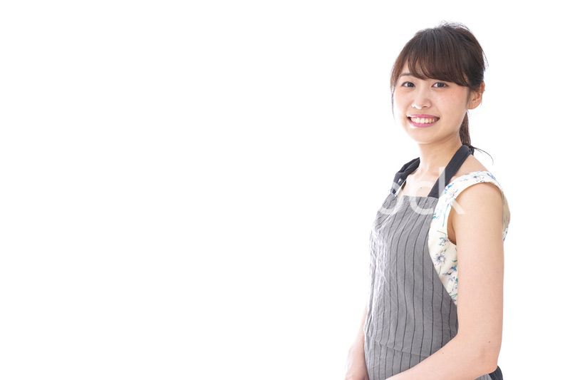 おじぎをするカフェの店員・おもてなし