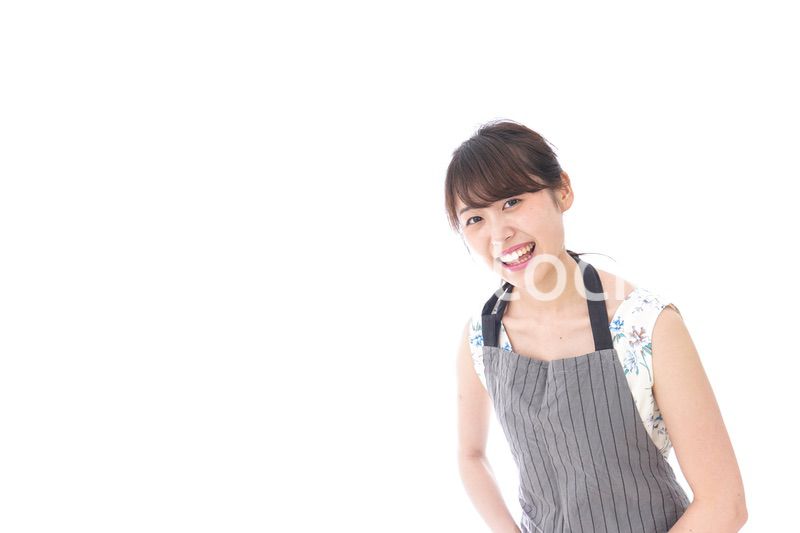 おじぎをするカフェの店員・おもてなし