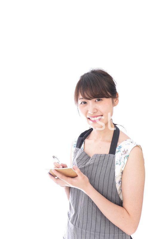 注文を取るカフェスタッフ