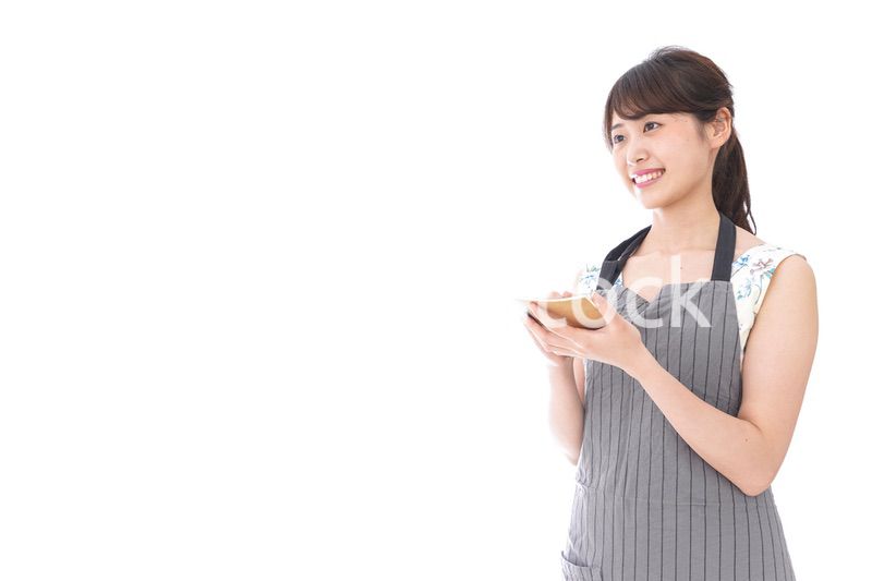 注文を取るカフェスタッフ