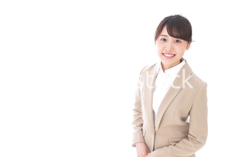 笑顔の若いビジネスウーマン