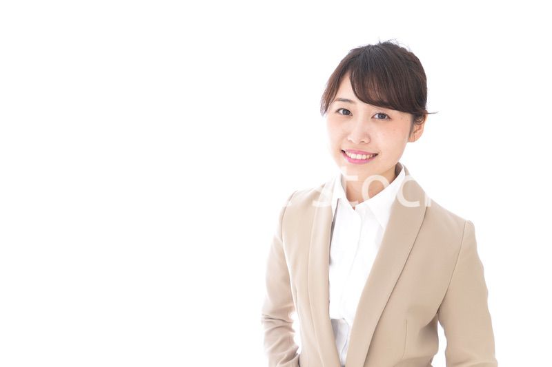 笑顔のビジネスウーマン・おもてなし