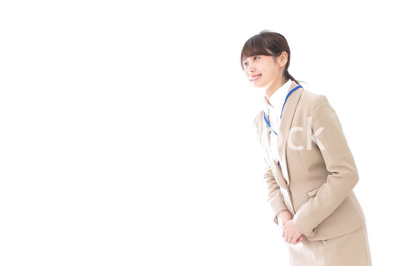 おじぎをするビジネスウーマン