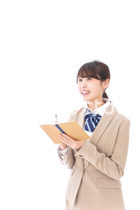 ノートを取る学生