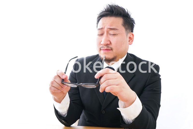 長時間労働に疲れるビジネスマン・働き方改革