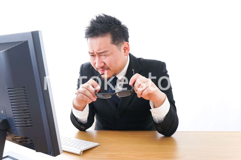 長時間労働に疲れるビジネスマン・働き方改革