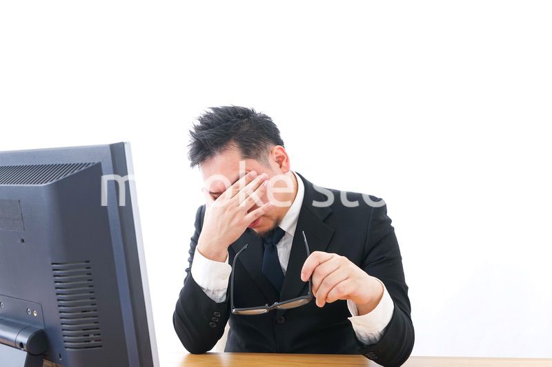 長時間労働に疲れるビジネスマン・働き方改革