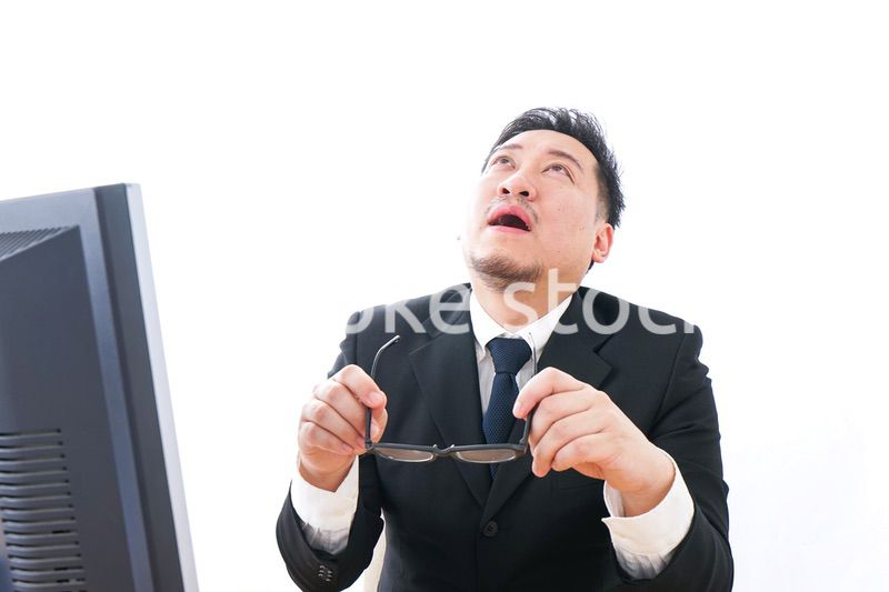 長時間労働に疲れるビジネスマン・働き方改革