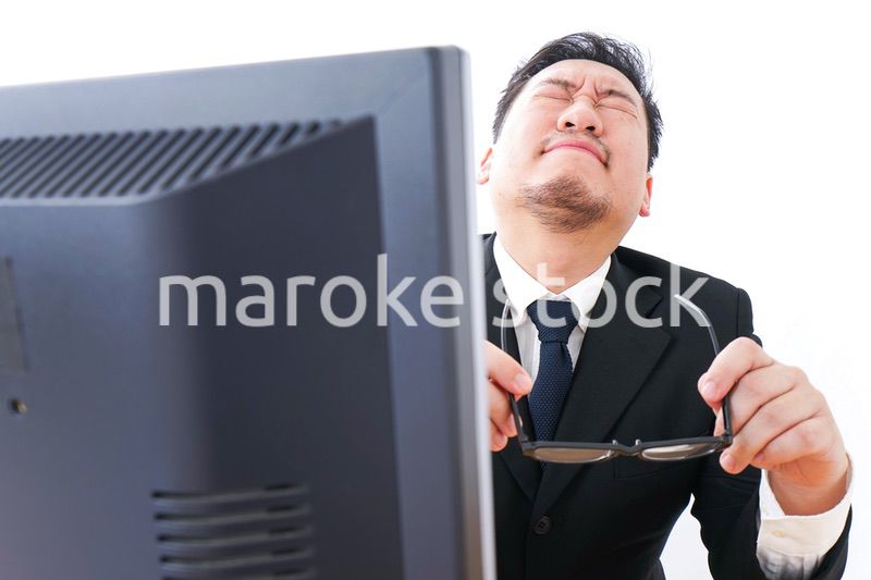 長時間労働に疲れるビジネスマン・働き方改革