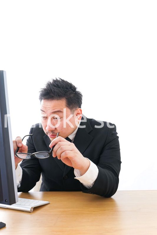 長時間労働に疲れるビジネスマン・働き方改革