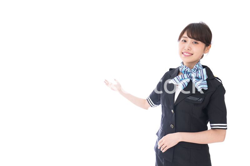 案内をするキャビンアテンダント