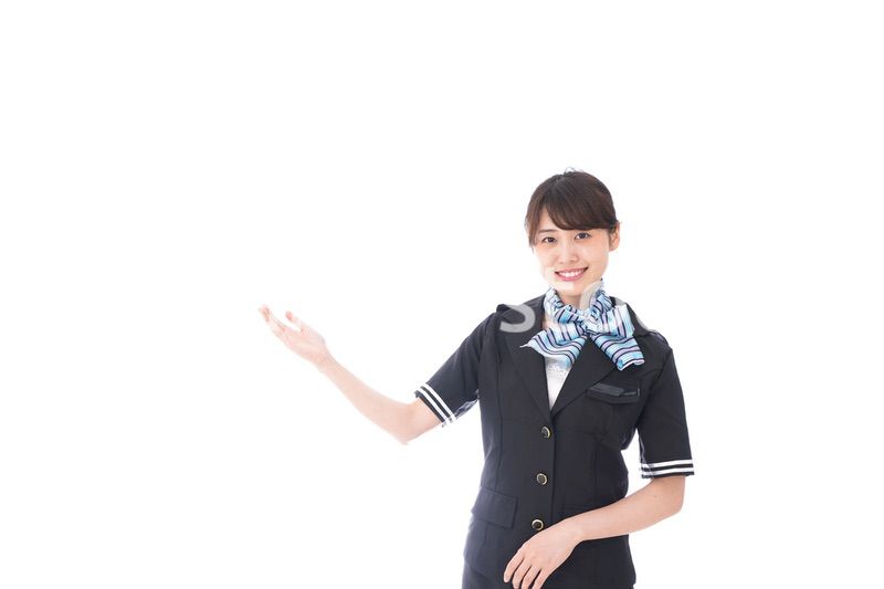 案内をするキャビンアテンダント