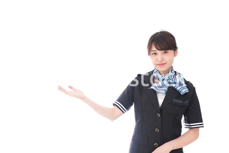 案内をするキャビンアテンダント