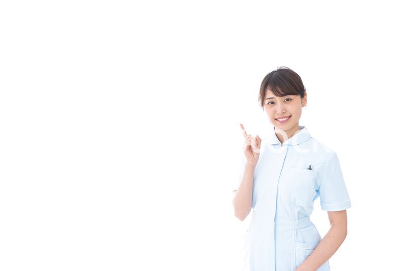 アドバイスをするナース