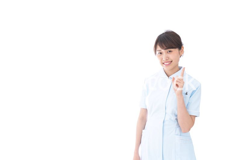 アドバイスをするナース