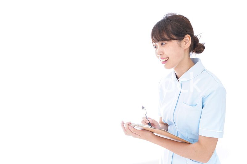 問診をするナース