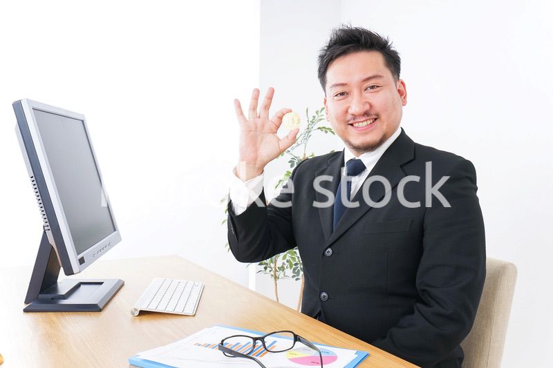 仮想通貨・ビットコインで稼ぐ男性