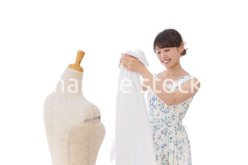 アパレル業界で働く女性