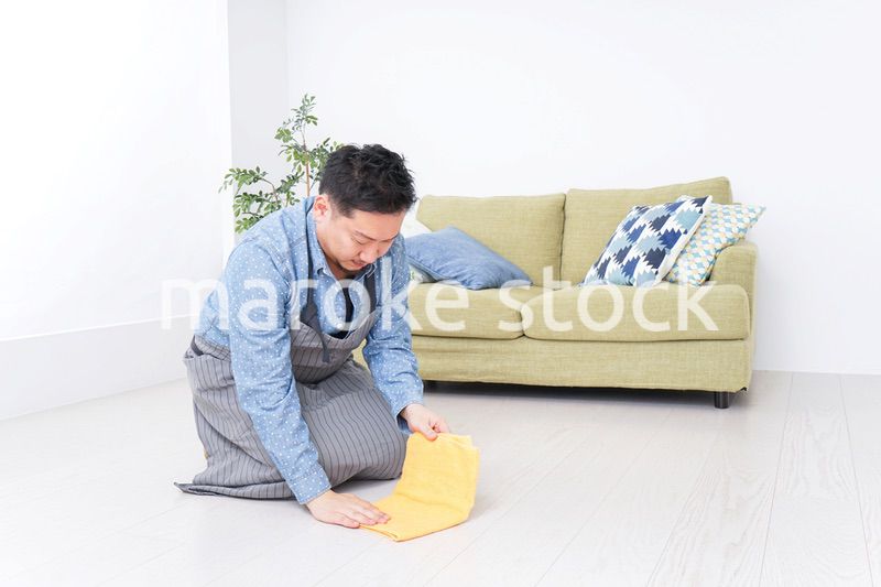 家事をする男性